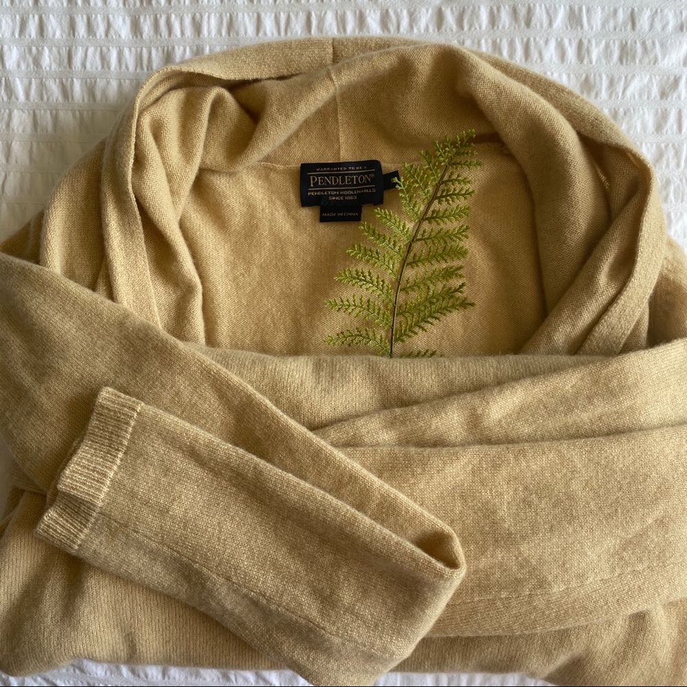 Pendleton long open front sweater/cardigan